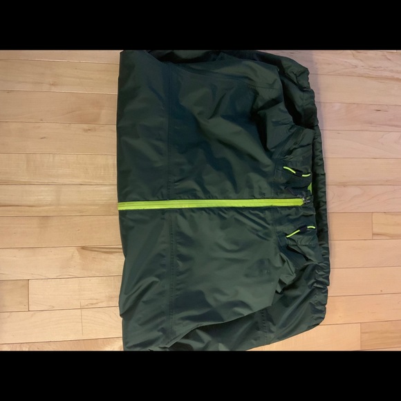 Green McKinley Aqua Max Pro wind breaker - Picture 4 of 5